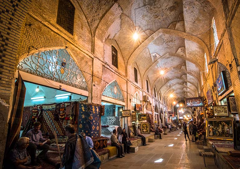 بازار وکیل؛قلب پرجنب‌وجوش اقتصاد سنتی شیراز