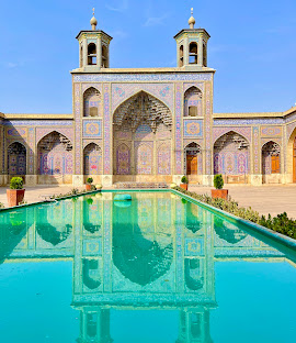 مسجد نصیرالملک؛تابلویی زنده از رنگ و نور