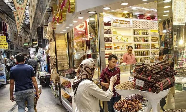 بازار وکیل شیراز + آدرس ، بخش های مختلف ، تاریخچه و تصاویر.