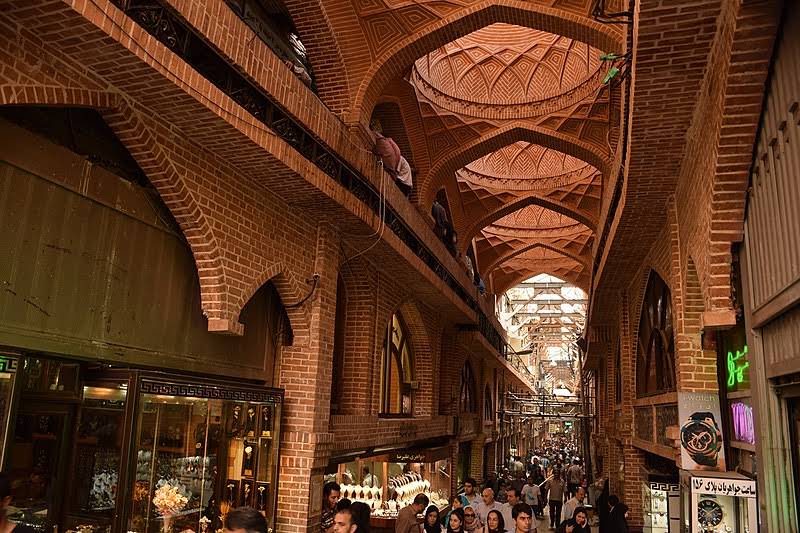 بازار وکیل شیراز کجاست ؟