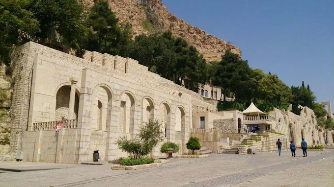 ساعت کاری هزینه بازدید از آرامگاه خواجوی کرمانی