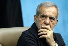 جنجال پزشکیان؛ از سانسور دوباره صداوسیما تا بگومگو با یک فرمانده سپاه درباره قرارگاه خاتم + ویدئو