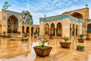منظره ای از مسجد جامع عتیق شیراز